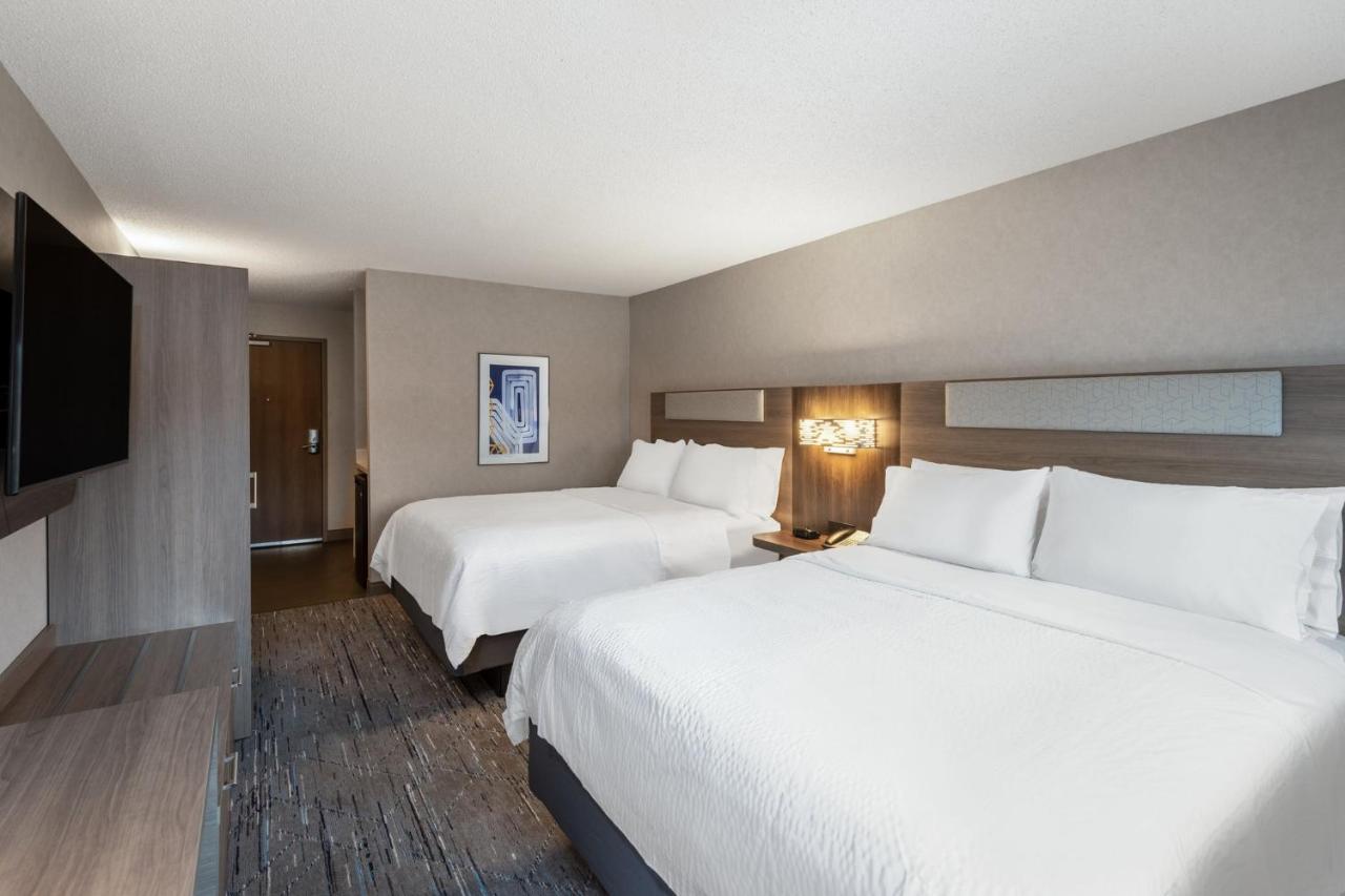 Holiday Inn Express & Suites Wadsworth By Ihg Kültér fotó