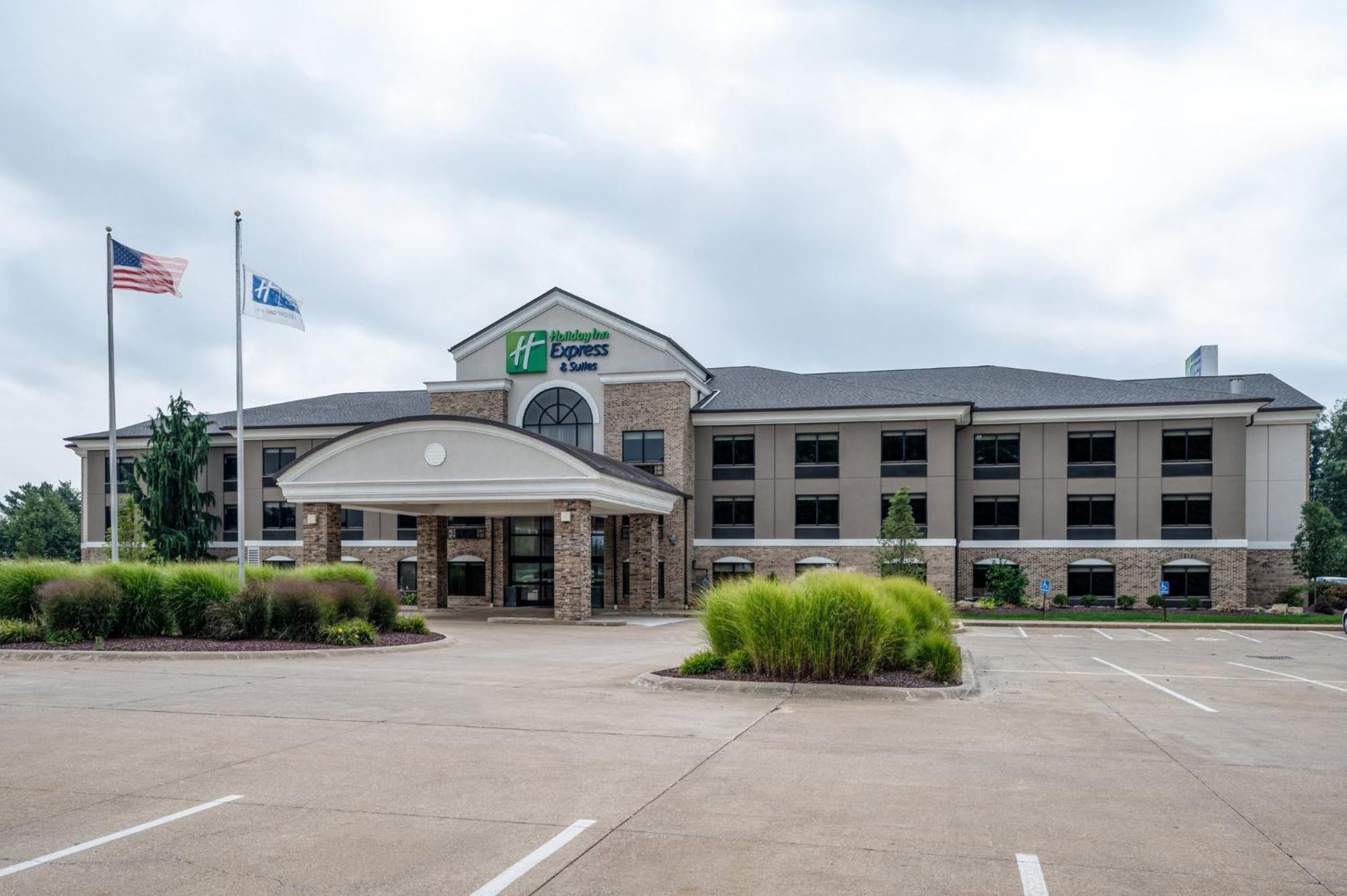 Holiday Inn Express & Suites Wadsworth By Ihg Kültér fotó