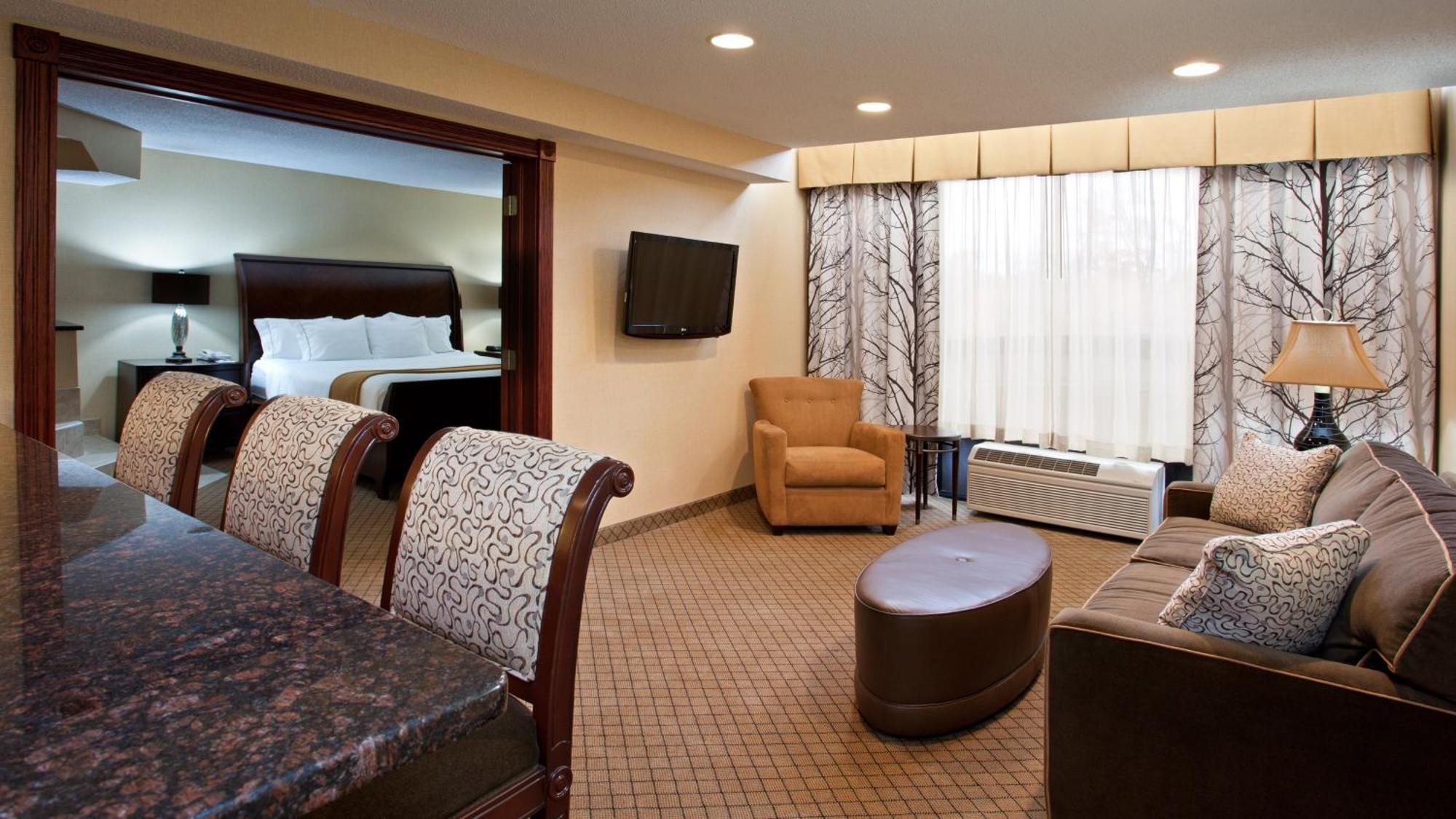 Holiday Inn Express & Suites Wadsworth By Ihg Kültér fotó