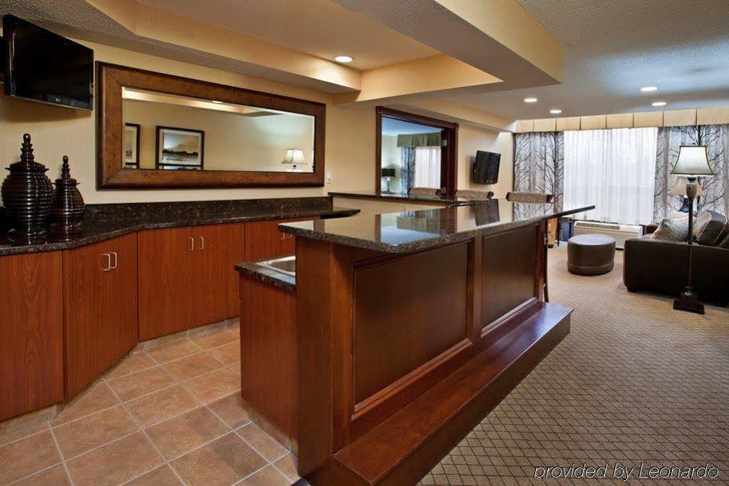 Holiday Inn Express & Suites Wadsworth By Ihg Kültér fotó